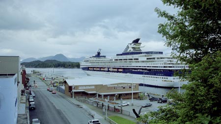 Alaska 2000 04 APS919-753 02p