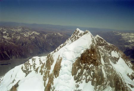 NZ Film 32 25