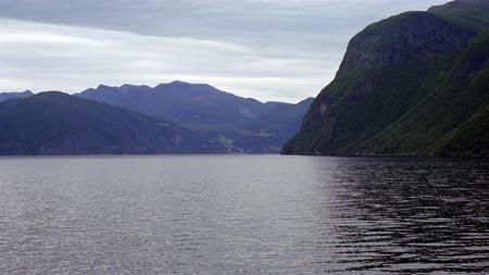 Norway APS 147-957 04